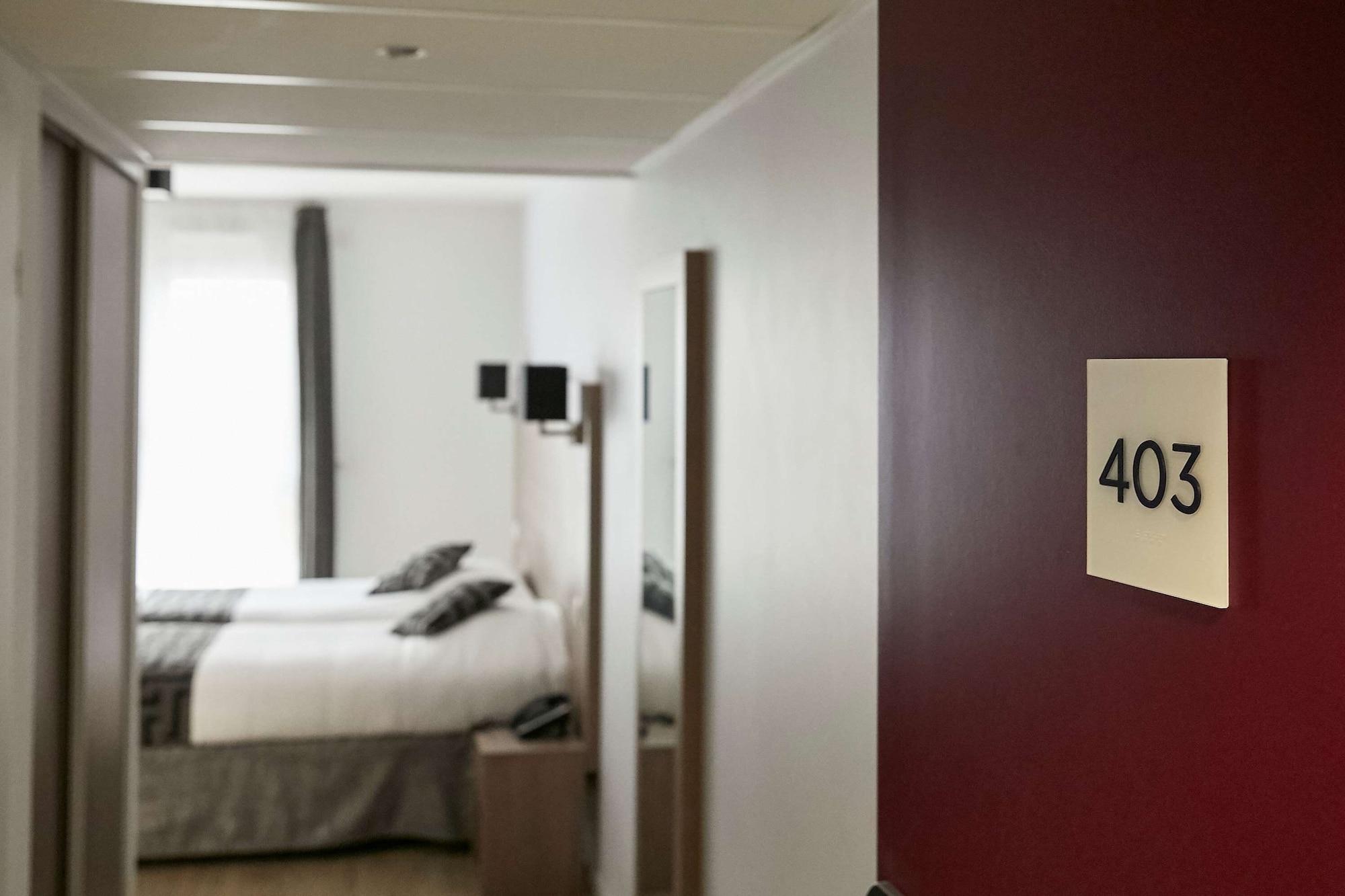 Tulip Inn Massy Palaiseau - Residence Exterior photo