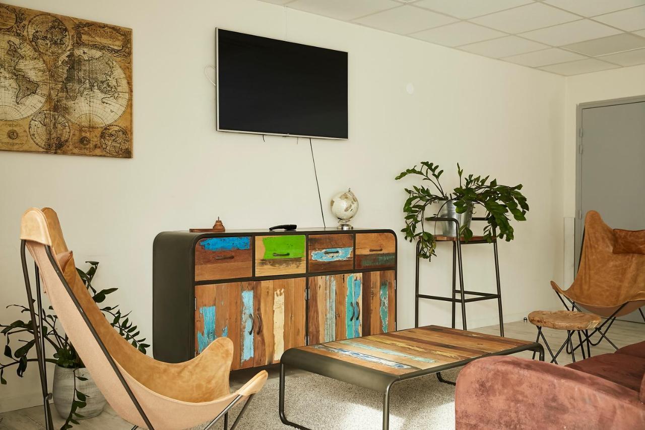 Tulip Inn Massy Palaiseau - Residence Exterior photo