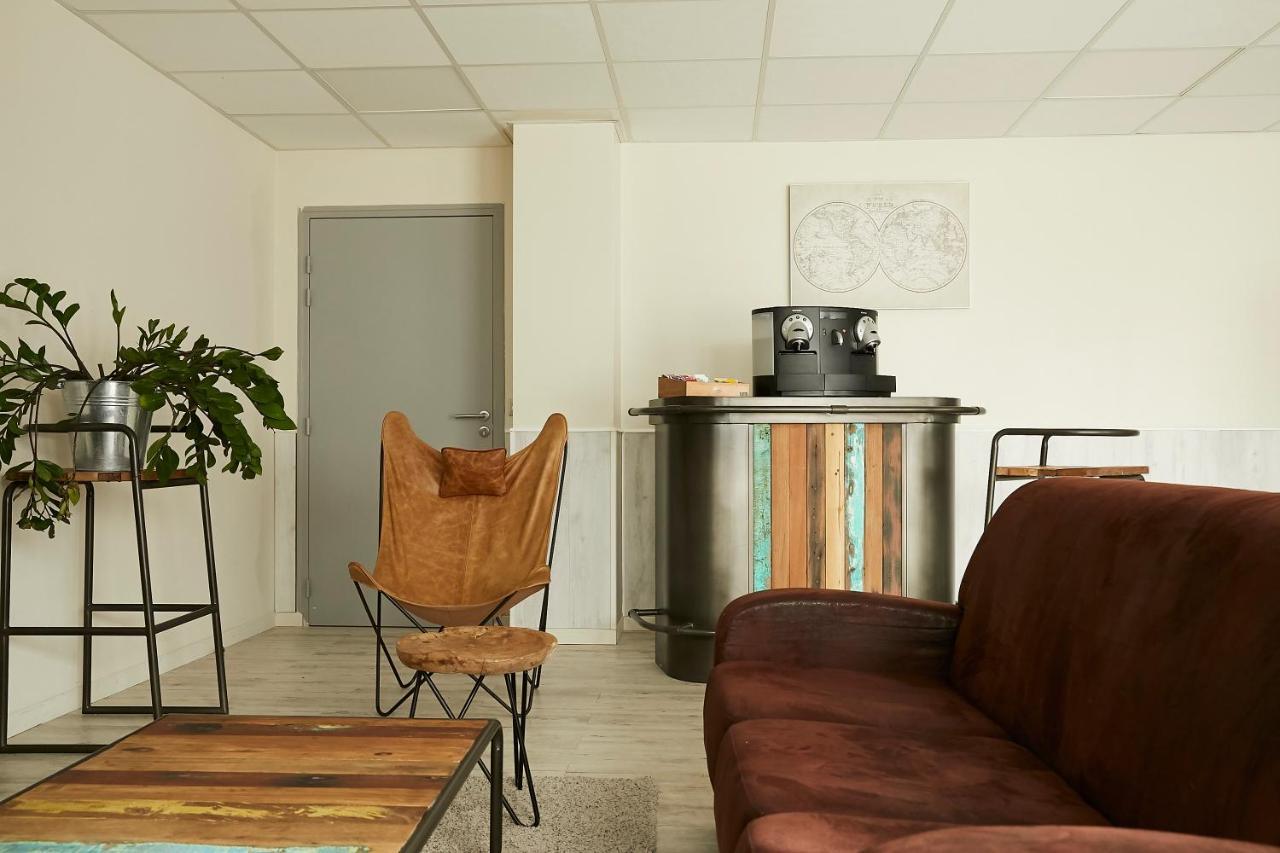 Tulip Inn Massy Palaiseau - Residence Exterior photo